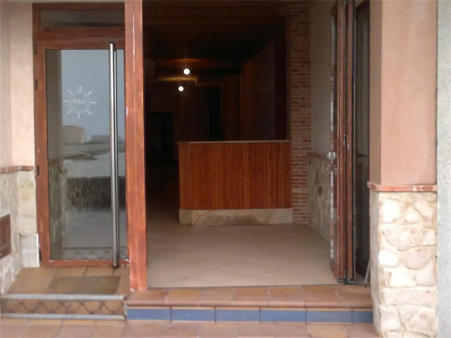 Local de alquiler en A Guarda   con Aire acondicionado