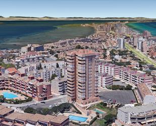 Vista exterior de Apartament en venda en La Manga del Mar Menor amb Terrassa