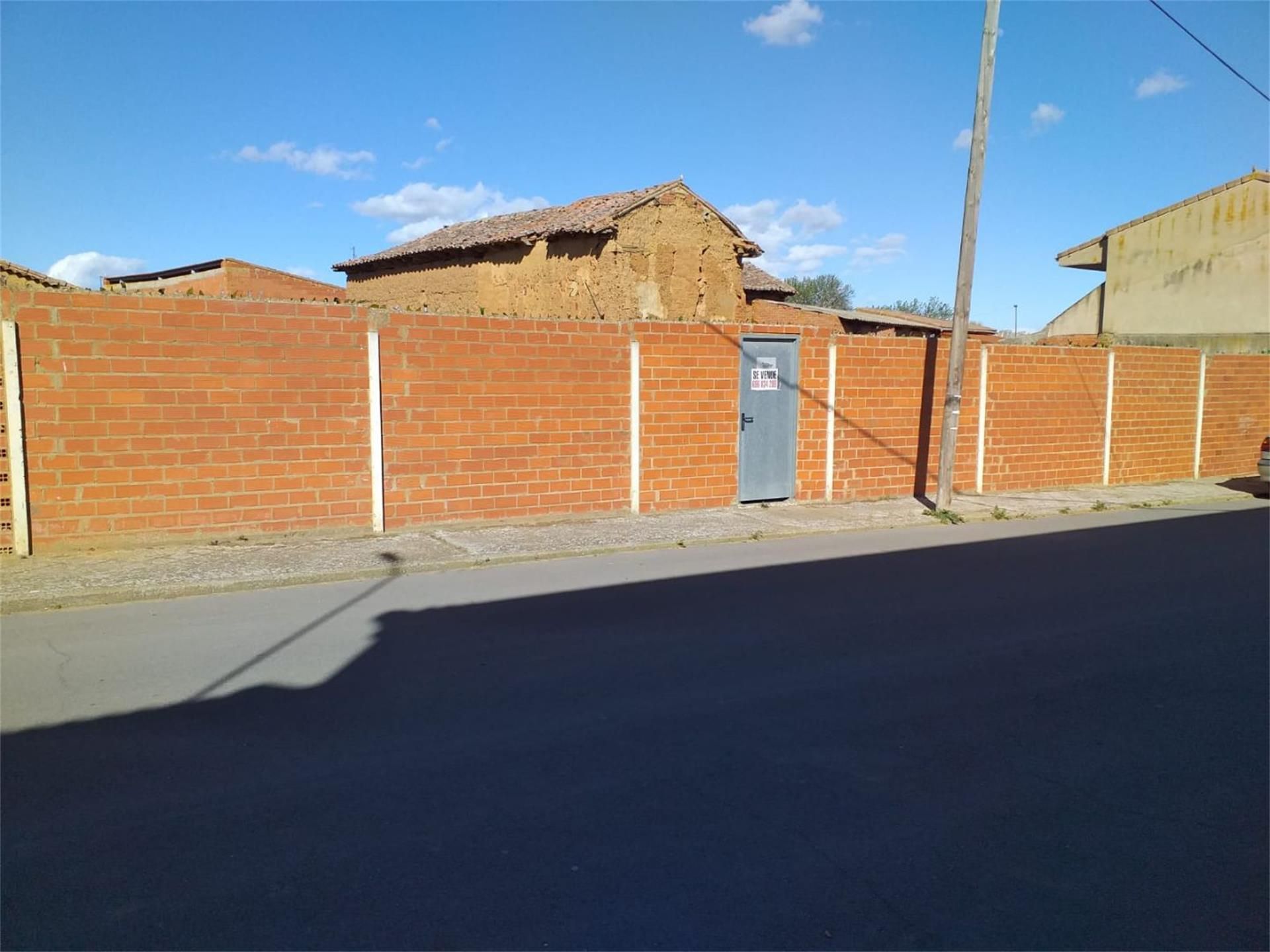 Parking of Land for sale in Villademor de la Vega