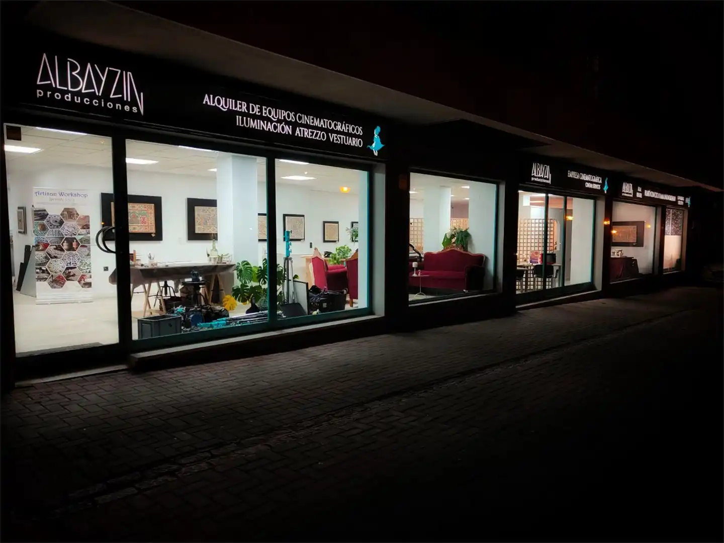 Commercial properties for rent in Calle Lance, 4, La Cruz Commercial properties for rent in Granada with Parquet flooring and Furnished