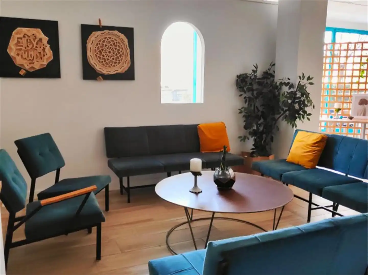Commercial properties for rent in Calle Lance, 4, La Cruz Living room of Commercial properties for rent in Granada with Parquet flooring and Furnished