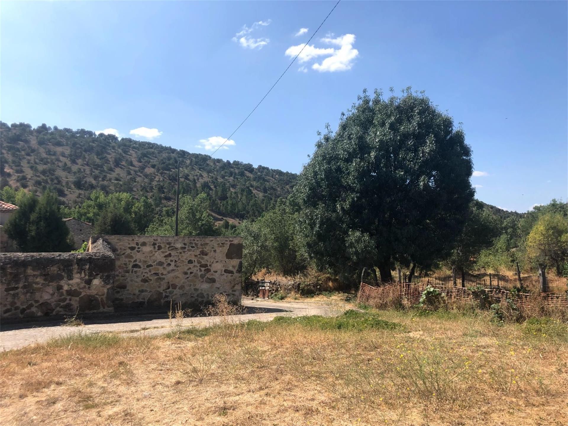Land for sale in Orejana