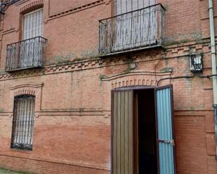 Vista exterior de Casa adosada en venda en Villarramiel