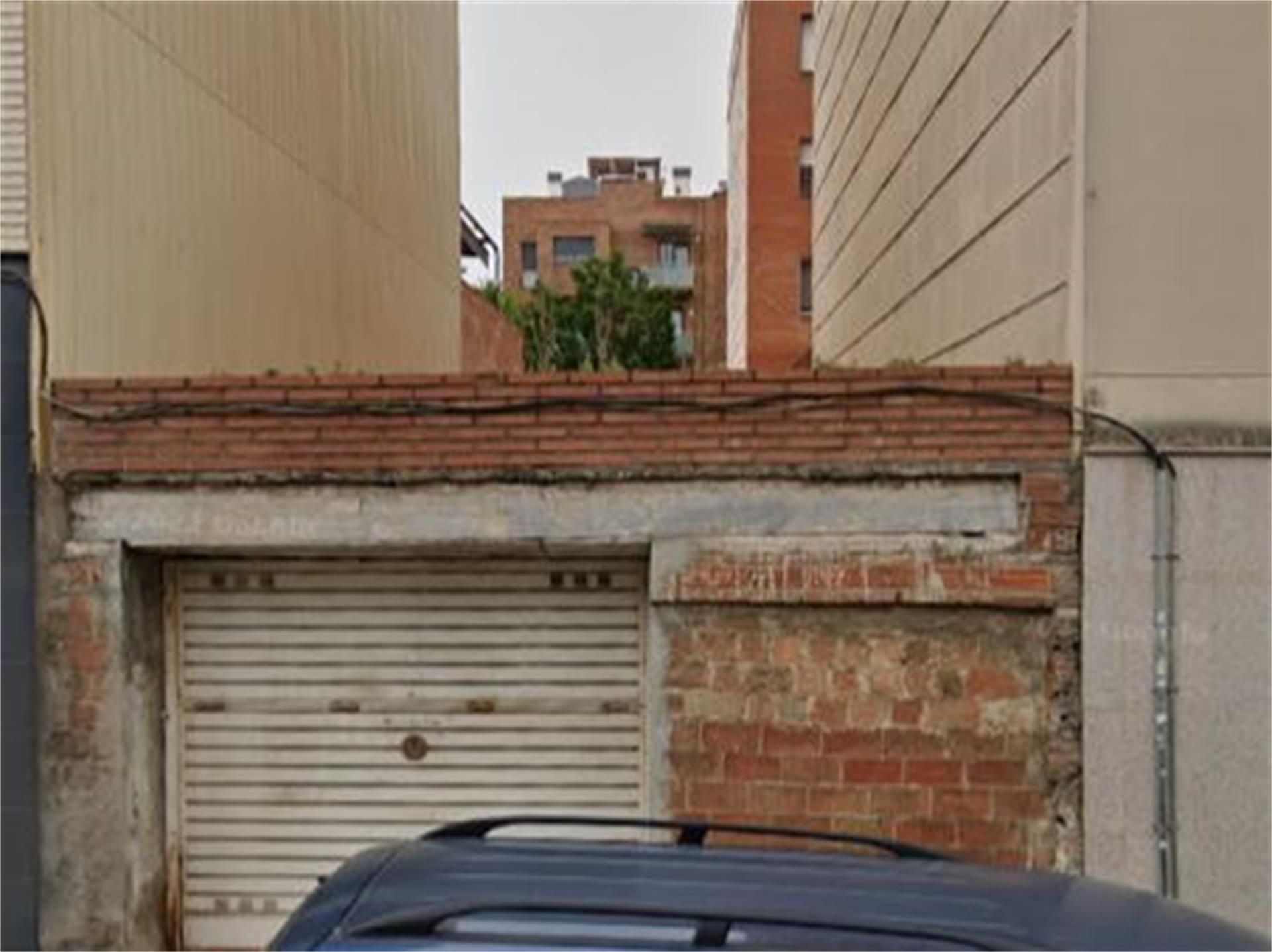 Vista exterior de Terreno en venta en Montcada i Reixac