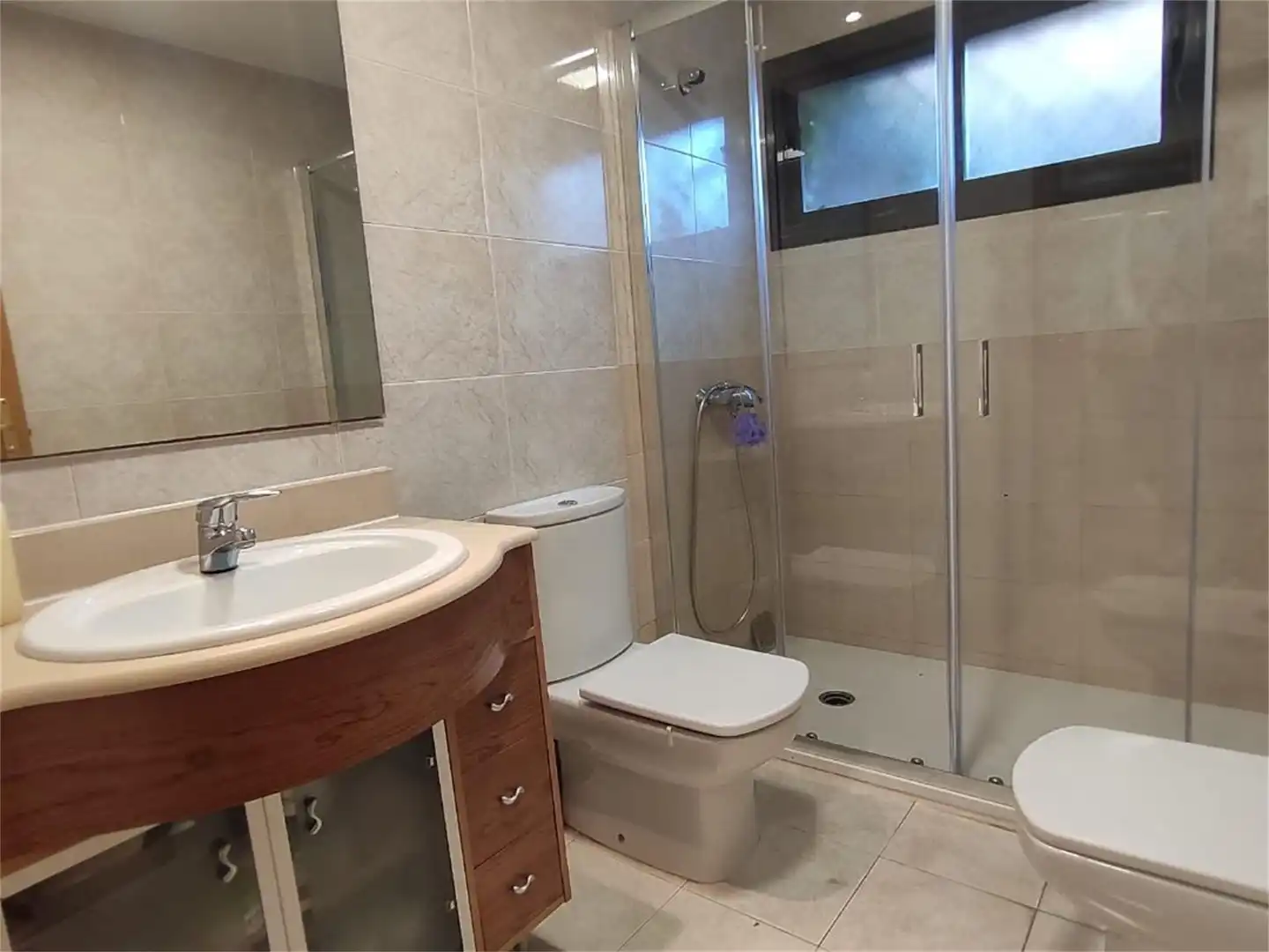 Flat for sale in BV-5128, 21, Sant Cebrià de Vallalta Bathroom of Flat for sale in Sant Cebrià de Vallalta with Heating, Private garden and Parquet flooring
