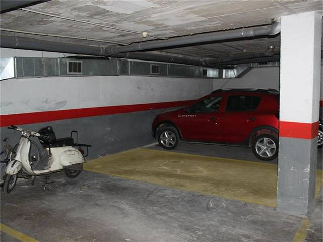Garaje en Alquiler en Carrer de les Carretes, 24 en El Raval