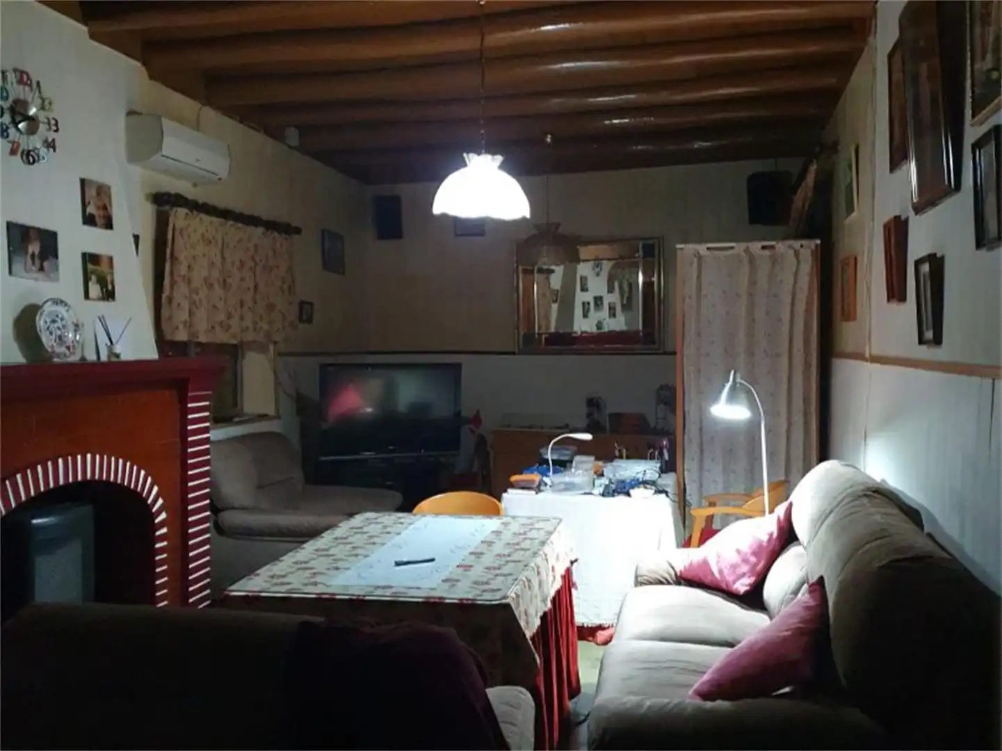 Wohnzimmer von Erdgeschoss zum Verkauf in Almonaster la Real mit Klimaanlage, Heizung und Abstellraum