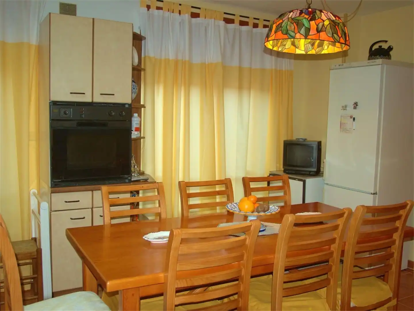 Flat for sale in Ronda del Cañillo, 29, Casco Antiguo Dining room of Flat for sale in Talavera de la Reina with Air Conditioner, Heating and Private garden