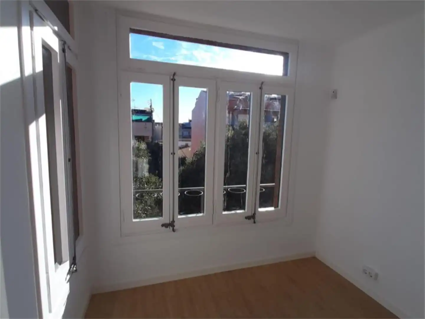 Flat for sale in Carrer de L'aneto, 5, Ca n’Esteper – Can Gorgs – Can Gorgs II Bedroom of Flat for sale in Barberà del Vallès with Air Conditioner