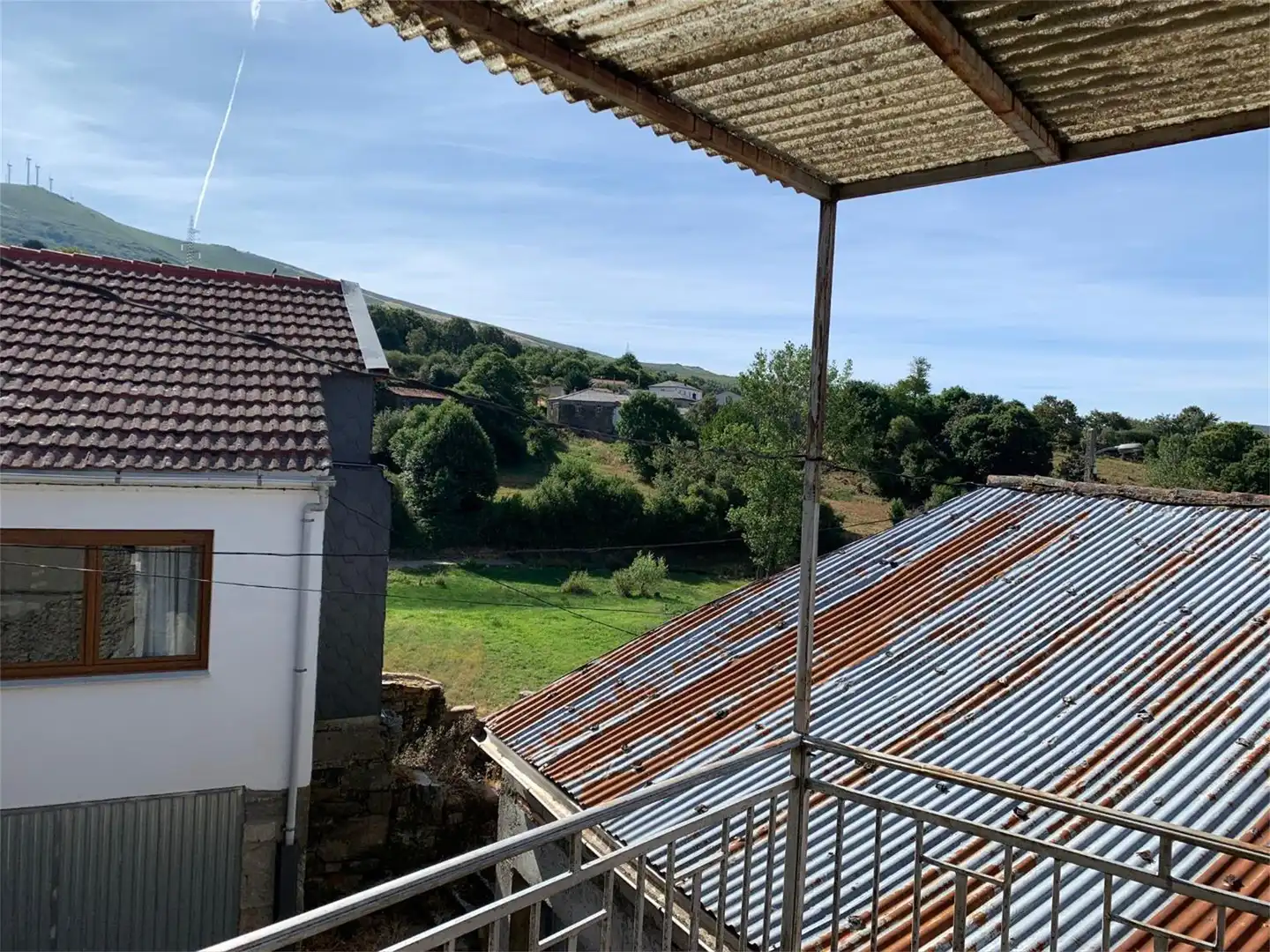 Terrassa de Casa adosada en venda en Pías amb Traster i Balcó