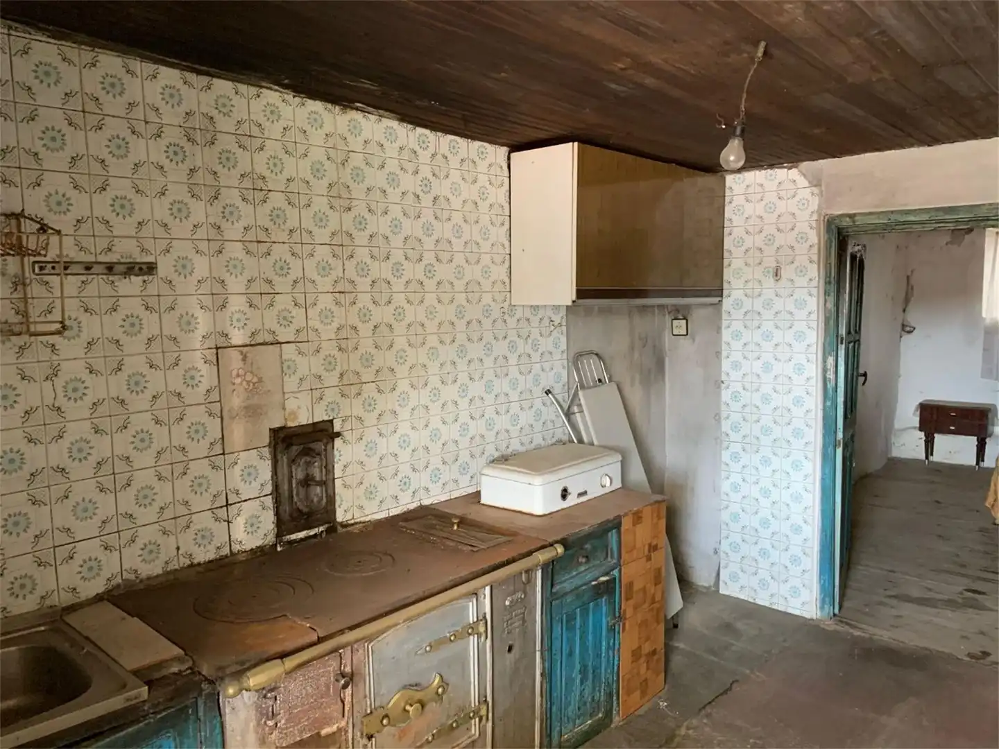 Cuina de Casa adosada en venda en Pías amb Traster i Balcó