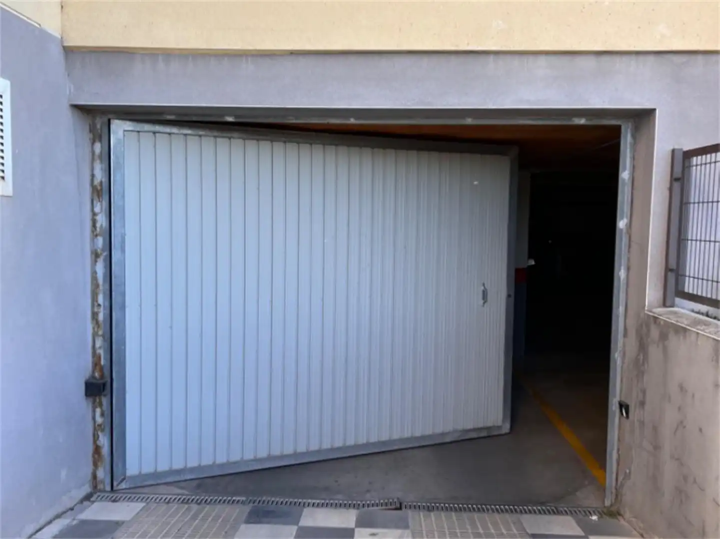 Garatge de lloguer a Calle de la Fuente, 5, Fuensanta - Universidad Aparcament de Garatge de lloguer en Cuenca