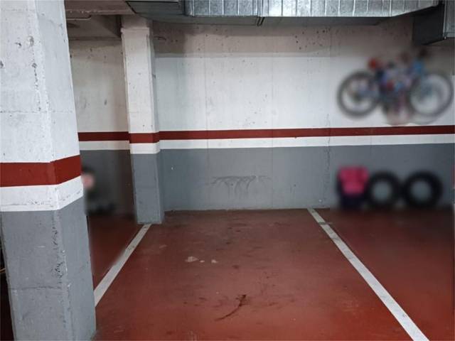 Garaje en Venta en Carrer de Frederica Montseny, 38 en Mas Lluí