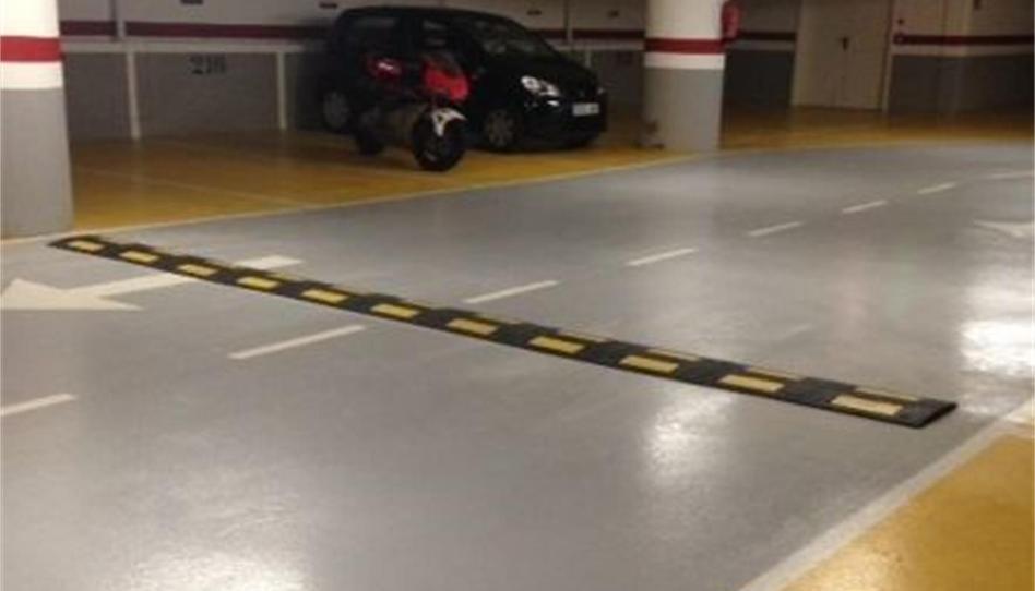 Photo 1 of Garage to rent in Calle de Doña Juana I de Castilla, 48, Salvador, Madrid