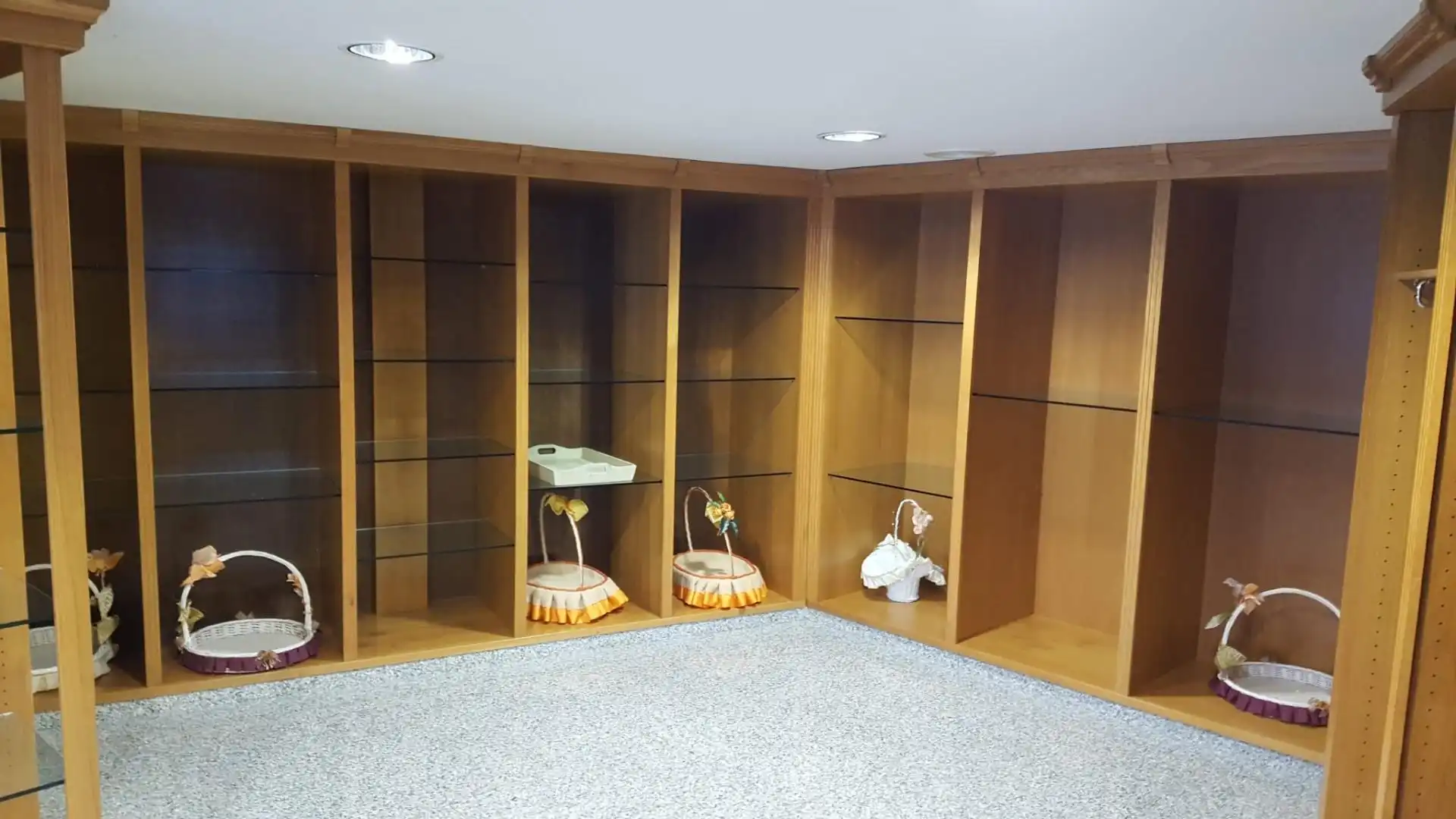 Commercial properties for rent in Cerceda