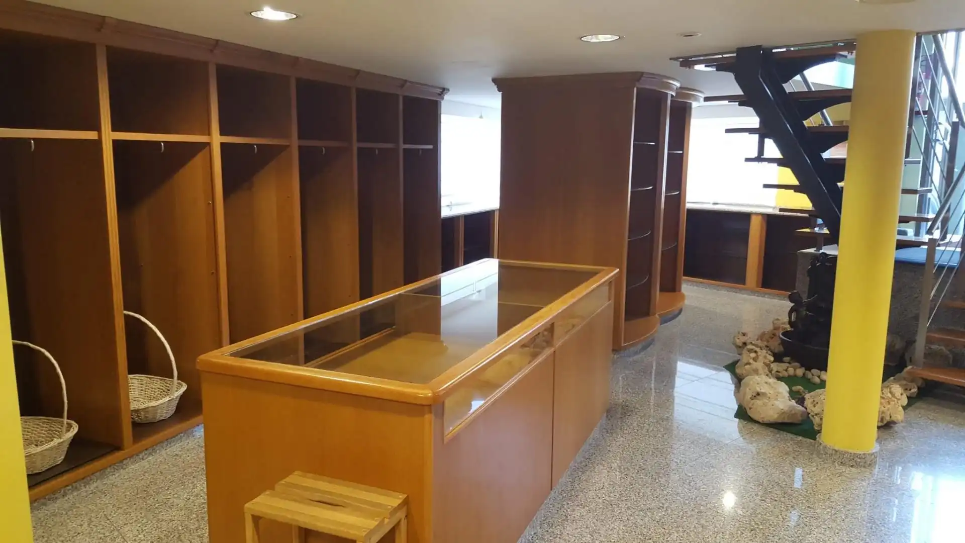 Commercial properties for rent in Cerceda