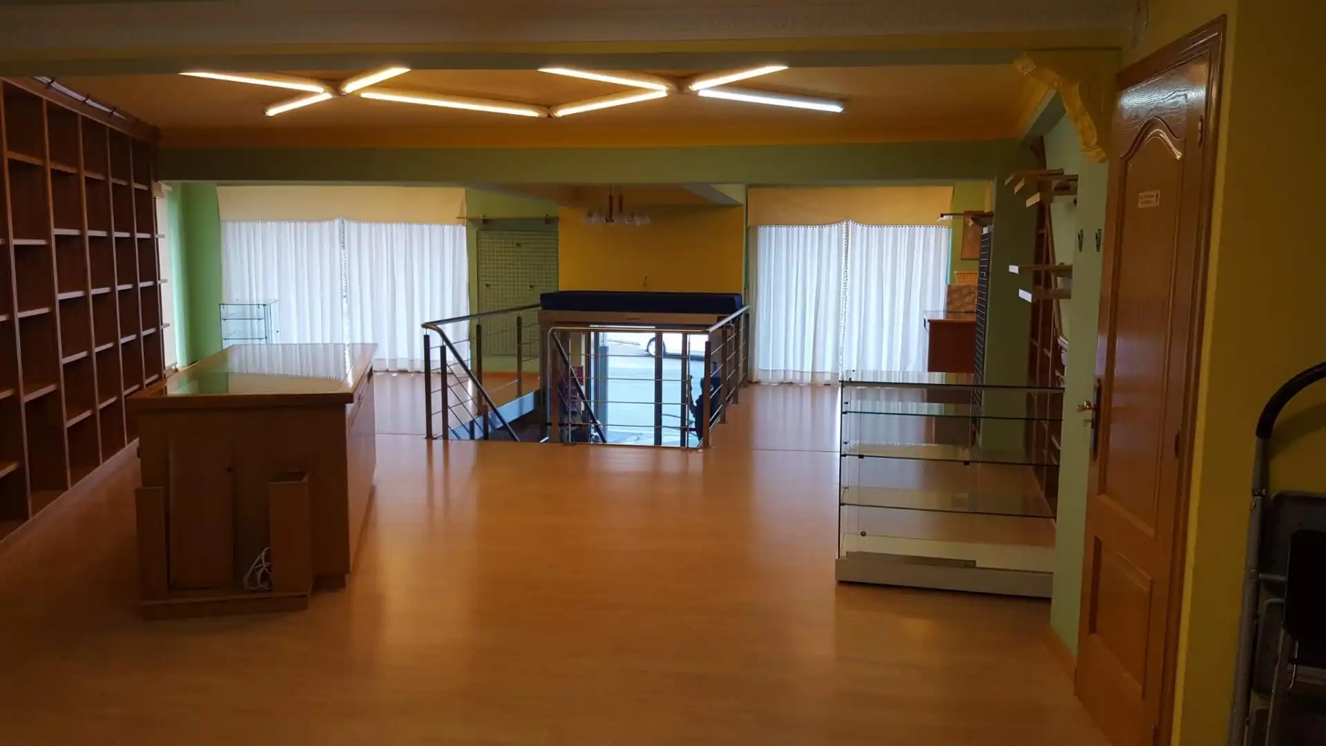 Commercial properties for rent in Cerceda