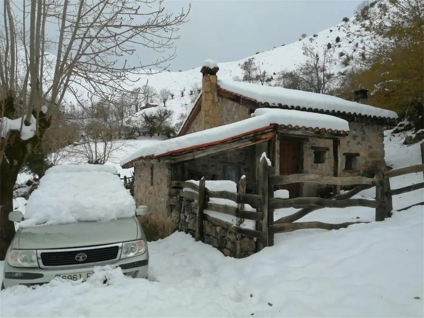Casa o xalet en venda a Sobrescobio Vista exterior de Casa o xalet en venda en Sobrescobio