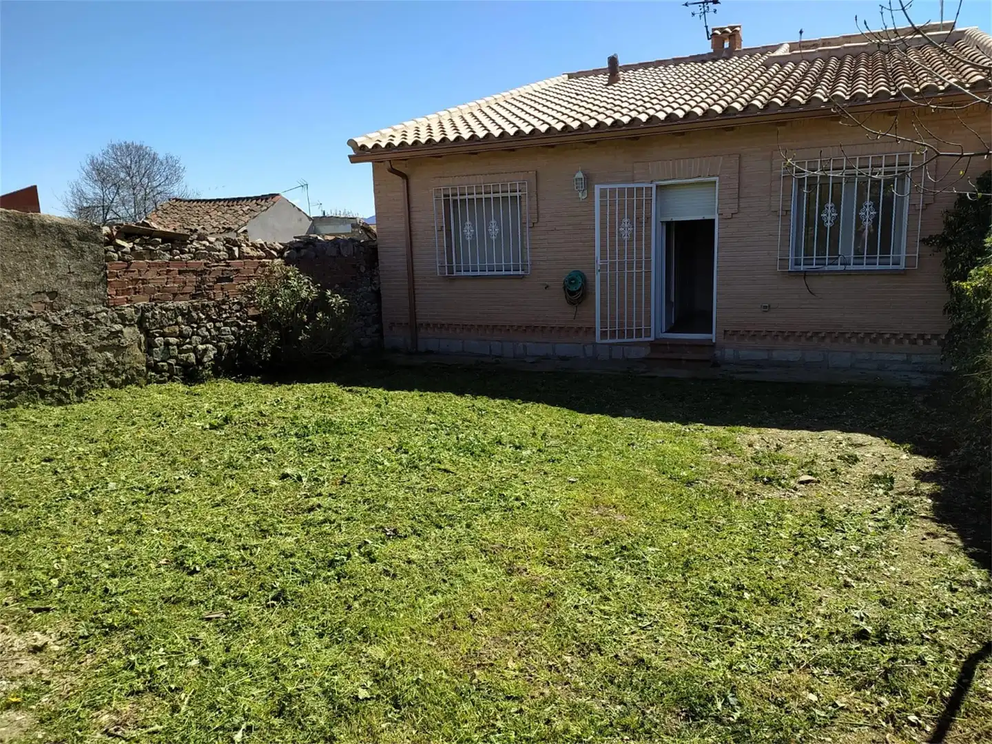 Jardín de Casa o chalet en venta en Menasalbas con Aire acondicionado, Calefacción y Jardín privado