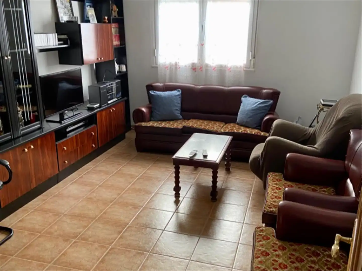 Sala de estar de Casa o chalet en venta en Fabero con Balcón