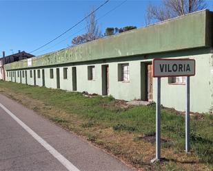 Vista exterior de Casa adosada en venda en Viloria