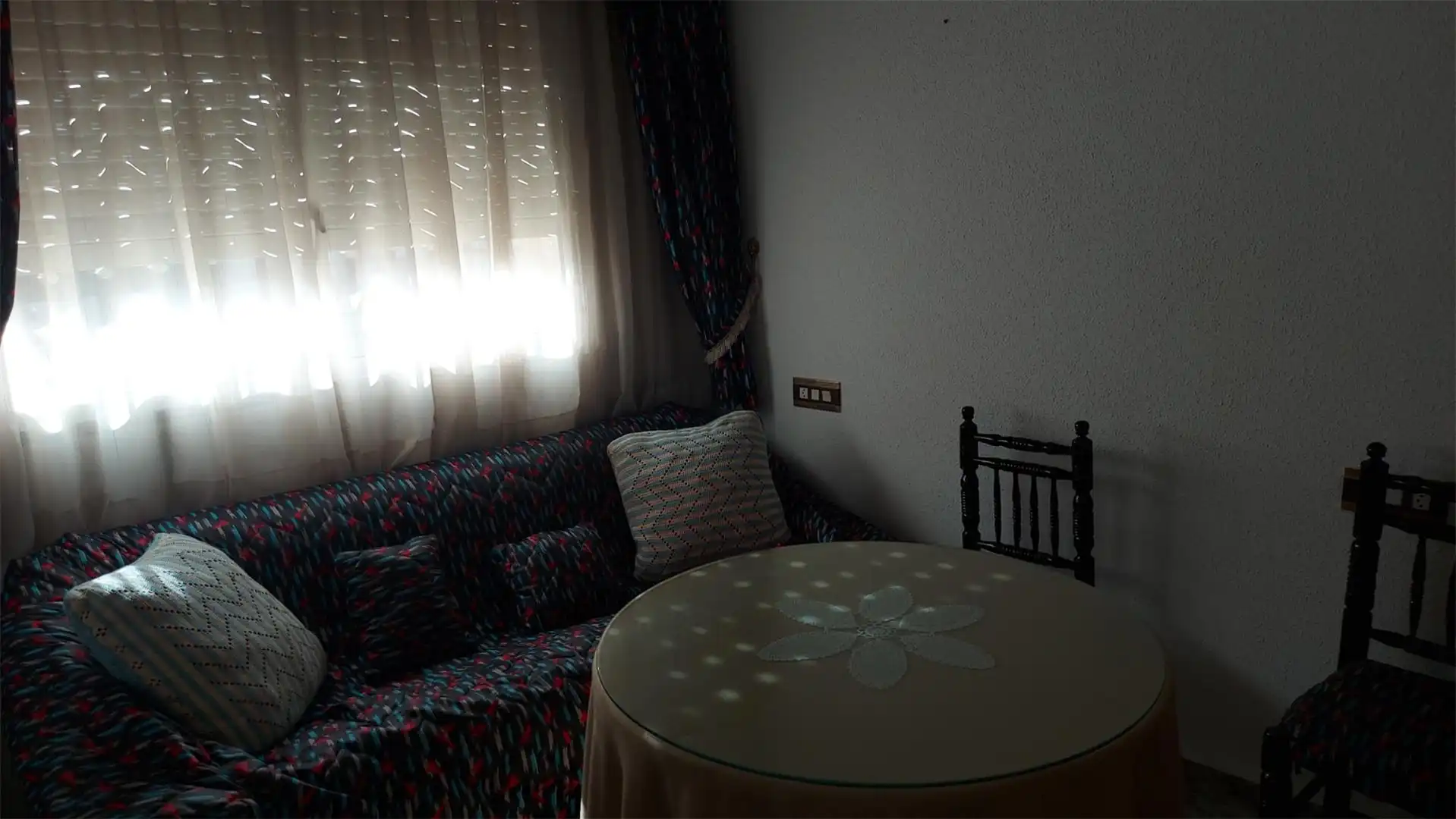 Piso en venta en Calle Rela, 88, Pinofranqueado Habitación de Piso en venta en Pinofranqueado con Terraza y Balcón