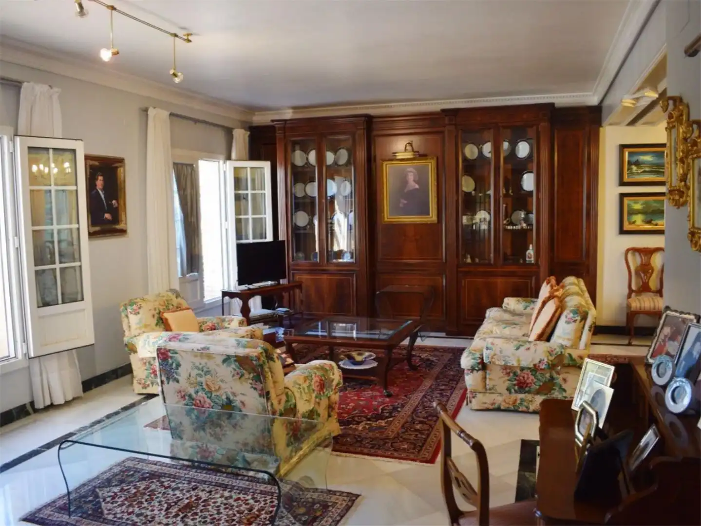 Casa o xalet en venda a Calle Colina, 198, Torrequinto Sala d'estar de Casa o xalet en venda en Alcalá de Guadaira