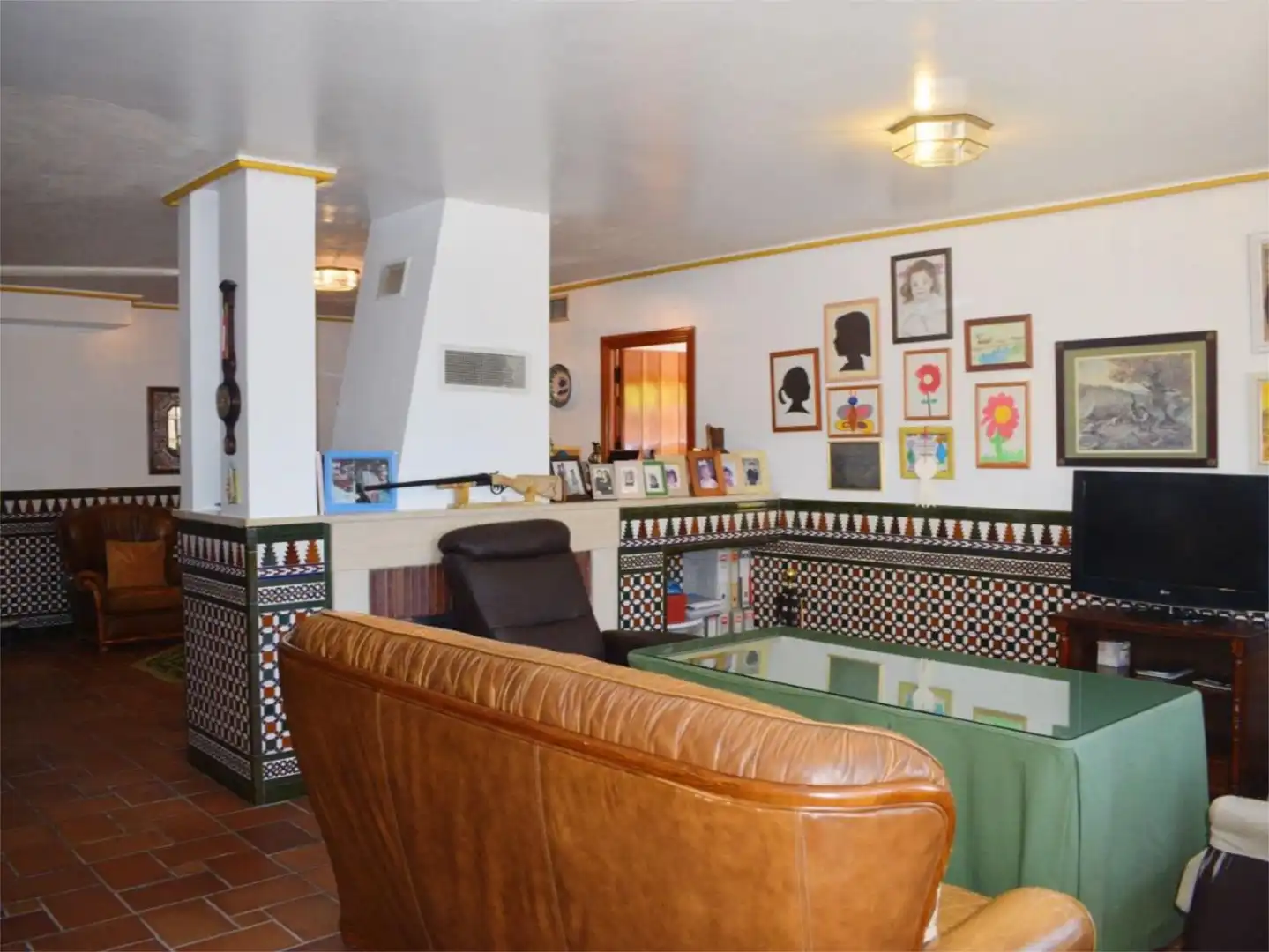 Casa o xalet en venda a Calle Colina, 198, Torrequinto Sala d'estar de Casa o xalet en venda en Alcalá de Guadaira