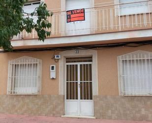 Vista exterior de Casa adosada en venda en Lorca amb Balcó