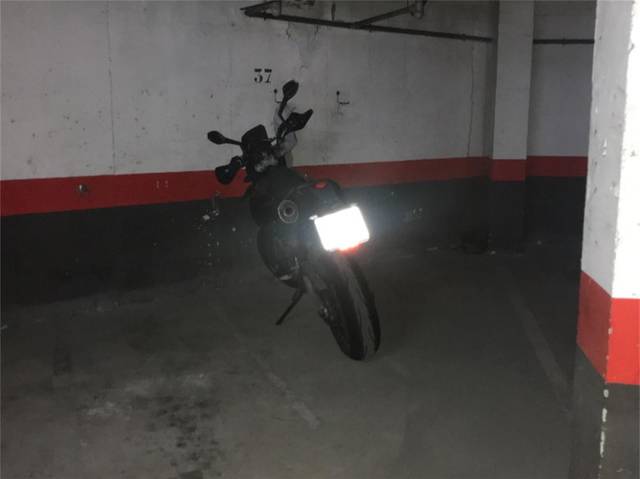 Garaje en Alquiler en Carrer de Ramon Turró, 101 en La Vila Olímpica del Poblenou