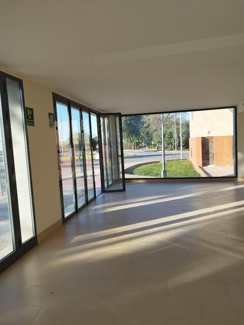 Premises for sale in El Cuervo de Sevilla