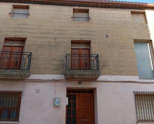 Vista exterior de Casa adosada en venda en Mendavia amb Calefacció, Parquet i Terrassa