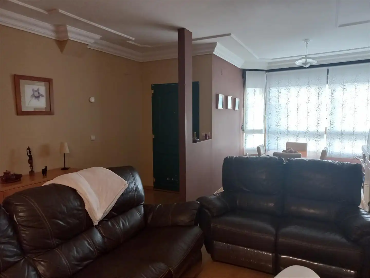 Einfamilien-Reihenhaus zum Verkauf in Calle de la Peseta, 31, San Pedro Wohnzimmer von Einfamilien-Reihenhaus zum Verkauf in Albacete Capital mit Klimaanlage, Terrasse und Balkon