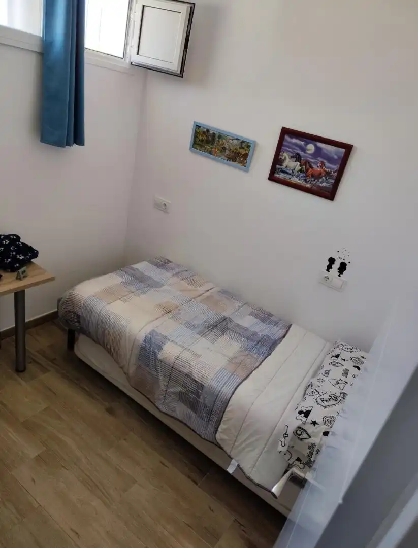Bedroom of Flat for share in Huércal de Almería  with Air Conditioner, Heating and Private garden