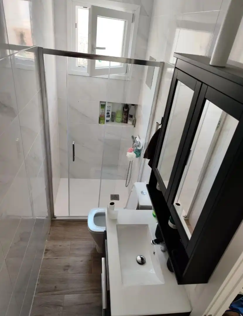 Bathroom of Flat for share in Huércal de Almería  with Air Conditioner, Heating and Private garden