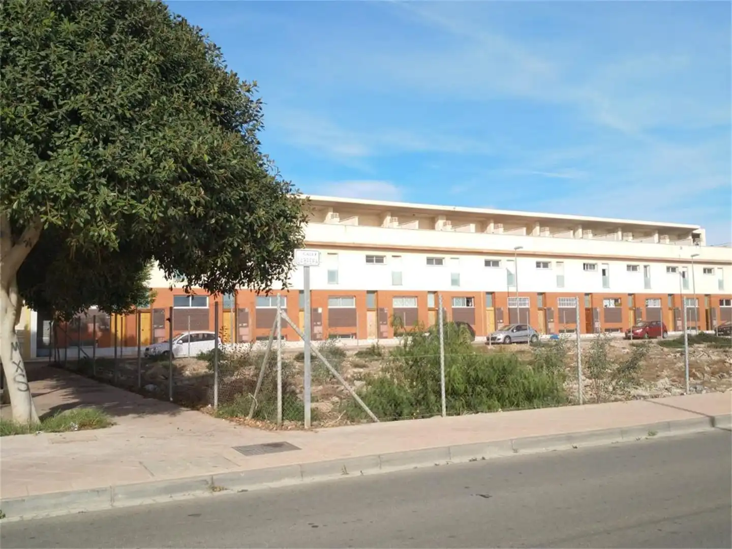 Grundstücke zum Verkauf in Calle Agustín Gómez Arcos, 39, Costacabana - Loma Cabrera Außenansicht von Grundstücke zum Verkauf in Almería