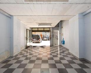 Local de lloguer a Calle Tirso de Molina, 132, Cervantes