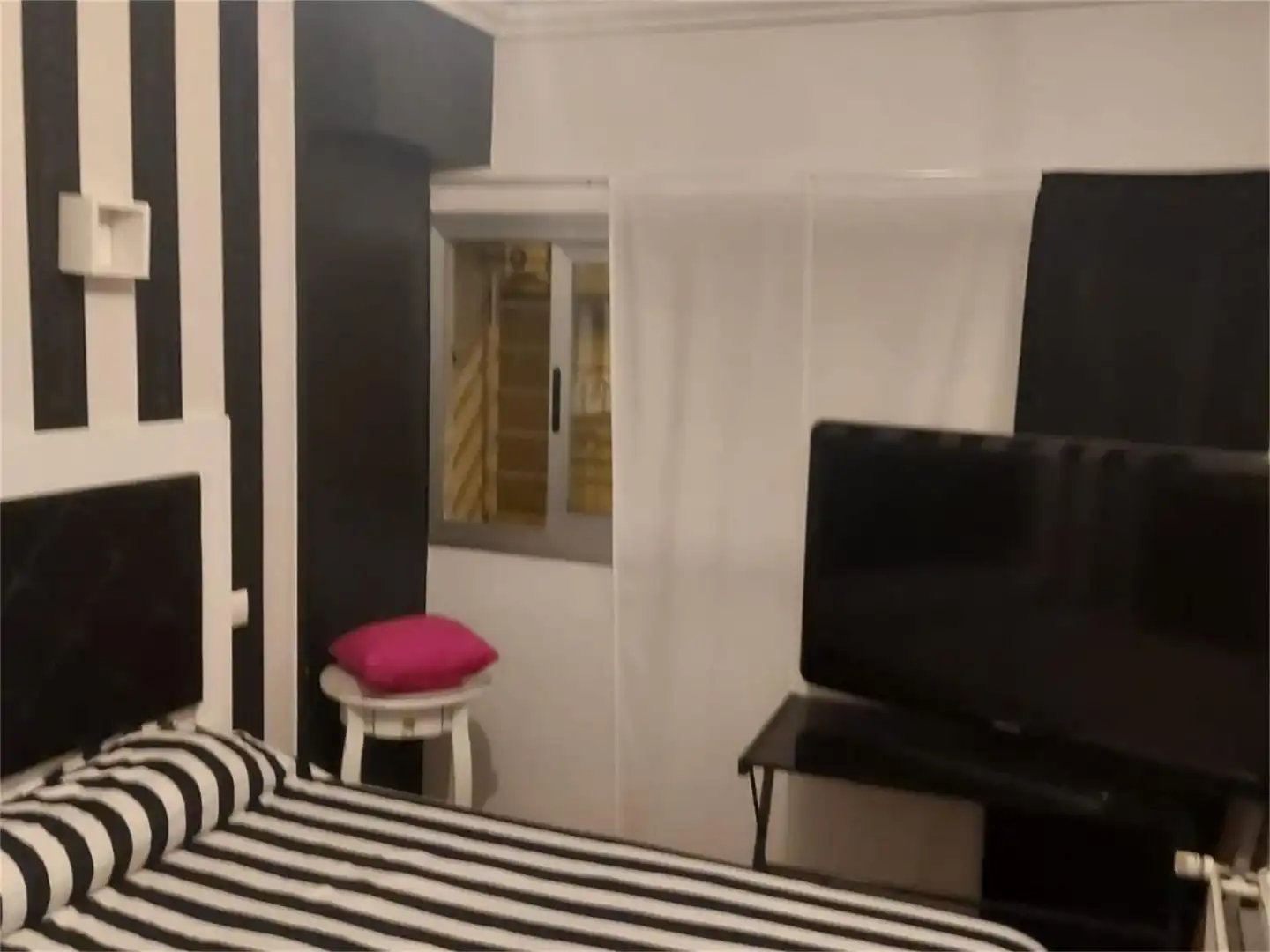 Bedroom of Duplexes for share in Madrid  with Air Conditioner, Heating and Furnished