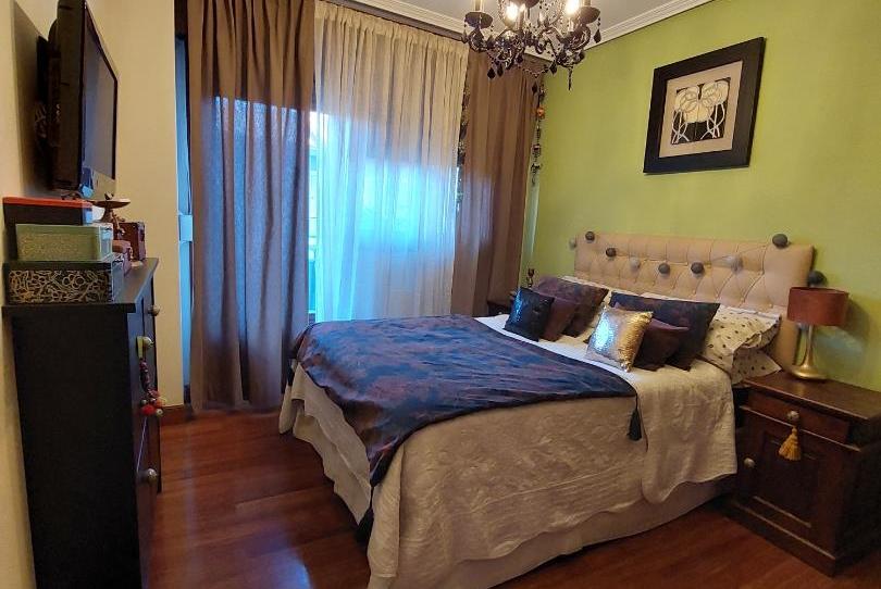 Pis en venda a Gran Vía de Jose Antonio Agirre y Lekube Kalea, 60, La Paz - El Carmen - Anunciación, Bizkaia - imatge 1 Foto 1 de Pis en venda a Gran Vía de Jose Antonio Agirre y Lekube Kalea, 60, La Paz - El Carmen - Anunciación, Bizkaia