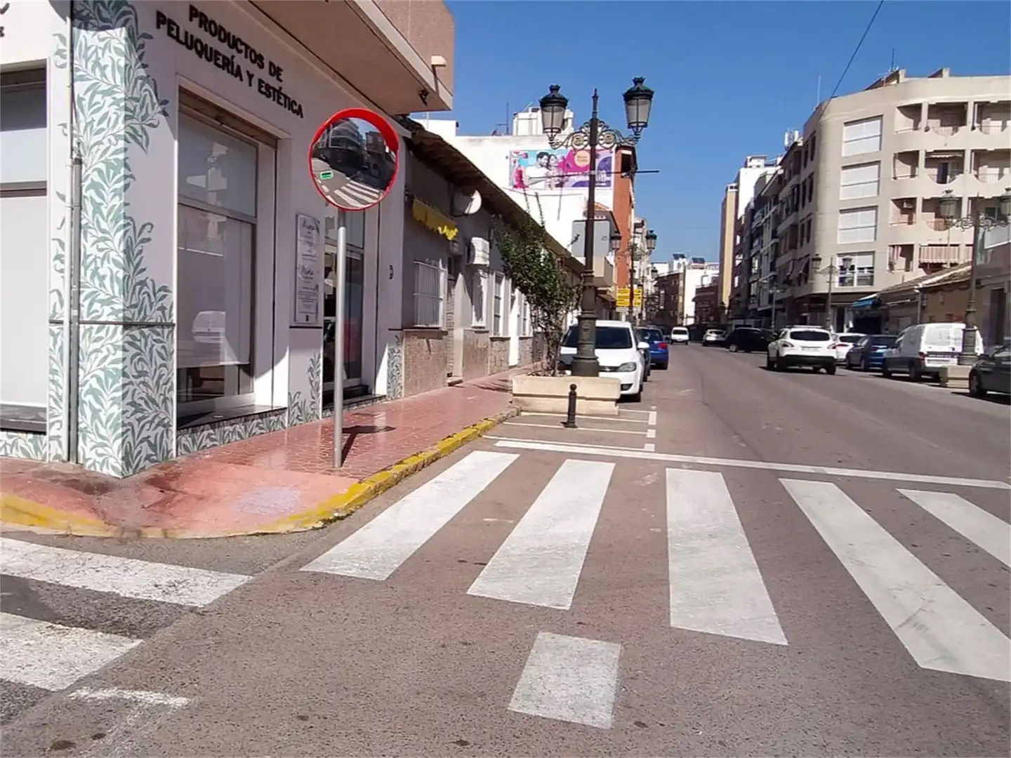 Planta baixa en venda a Avinguda del País Valencià, 78, Pueblo Vista exterior de Planta baixa en venda en Guardamar del Segura amb Aire condicionat