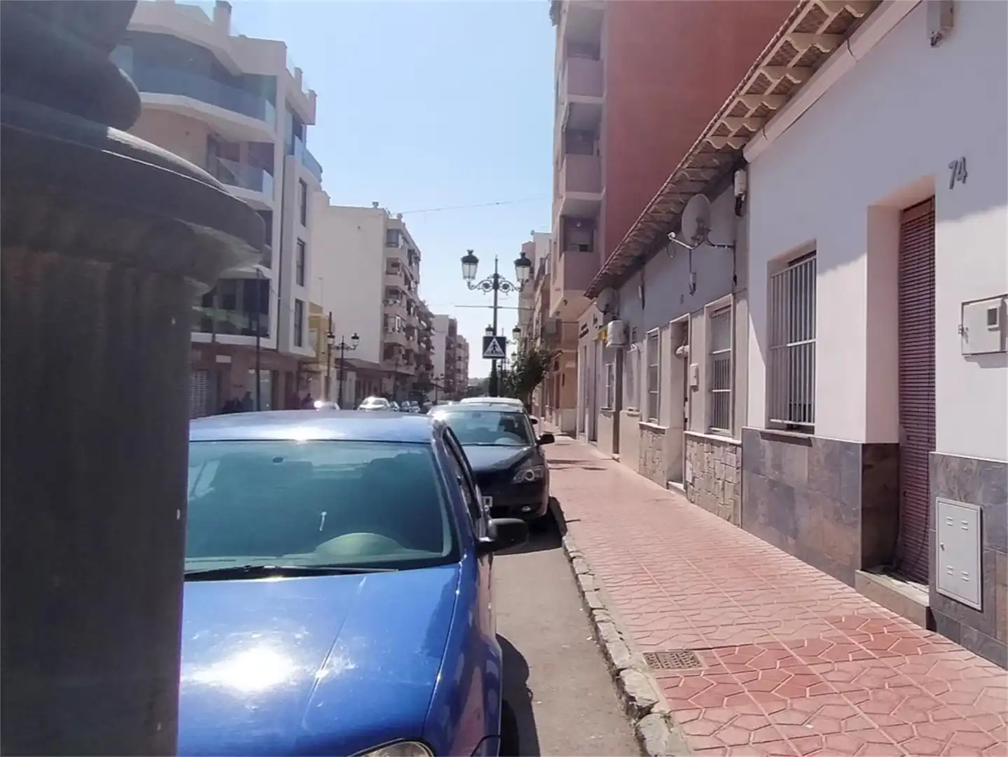 Planta baixa en venda a Avinguda del País Valencià, 78, Pueblo Vista exterior de Planta baixa en venda en Guardamar del Segura amb Aire condicionat