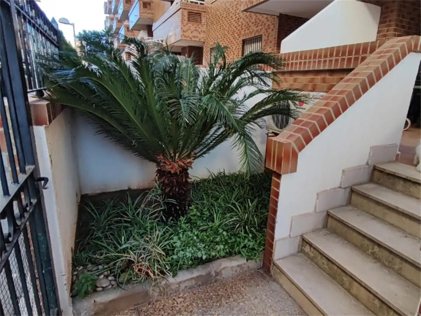 Piso en venta en Avenida Central, 9, Costa Marfil Jardín de Piso en venta en Oropesa del Mar / Orpesa con Aire acondicionado, Terraza y Piscina