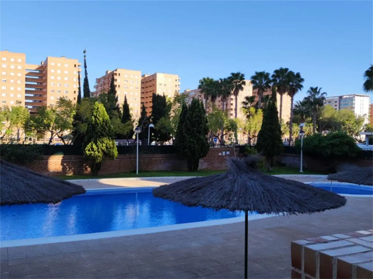 Piso en venta en Avenida Central, 9, Costa Marfil Vista exterior de Piso en venta en Oropesa del Mar / Orpesa con Aire acondicionado, Terraza y Piscina