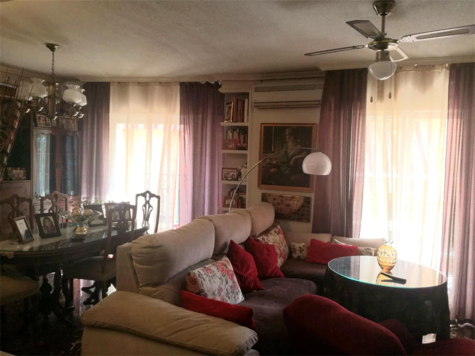 Living room of Flat for sale in  Jaén Capital  with Air Conditioner, Heating and Furnished