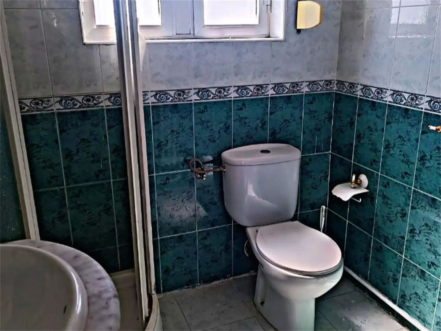 Flat for sale in Calle Del Rio Almucera, 2, San José Obrero Bathroom of Flat for sale in Zamora Capital with Heating and Parquet flooring