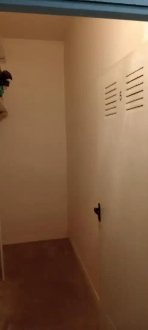 Badezimmer von Lagerraum zum Verkauf in Madrid