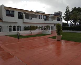 Vista exterior de Local de lloguer en El Puerto de Santa María amb Aire condicionat