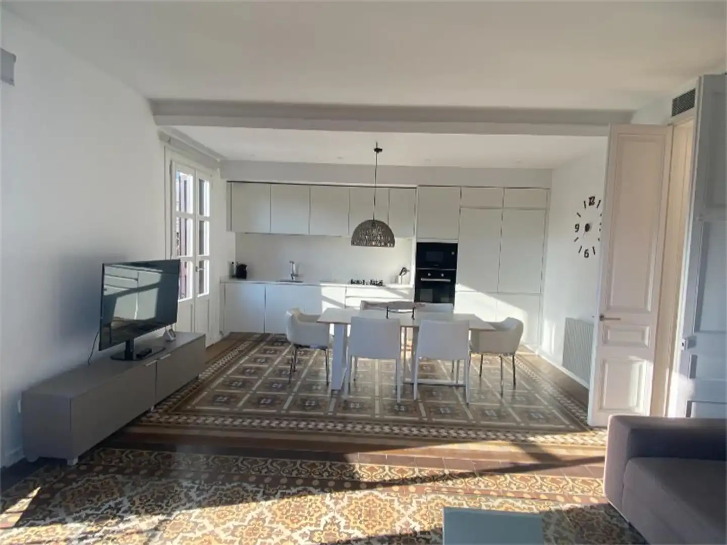 Flat for rent in Carrer de Gravina, 8, El Raval Kitchen of Flat for rent in Barcelona with Air Conditioner, Heating and Parquet flooring