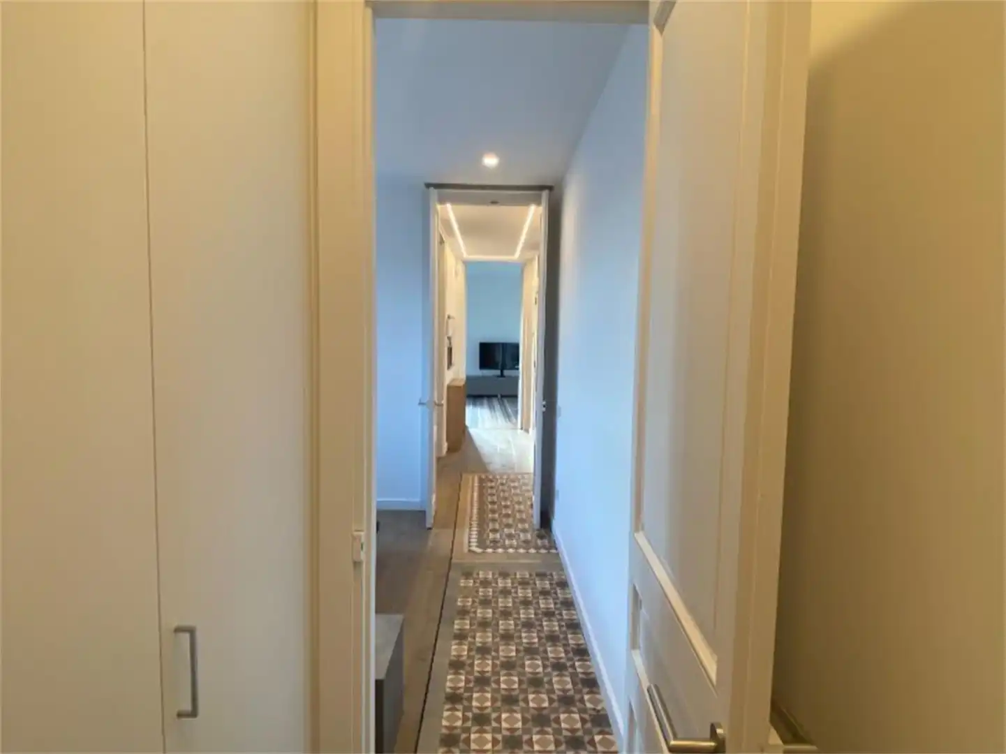 Flat for rent in Carrer de Gravina, 8, El Raval Flat for rent in Barcelona with Air Conditioner, Heating and Parquet flooring