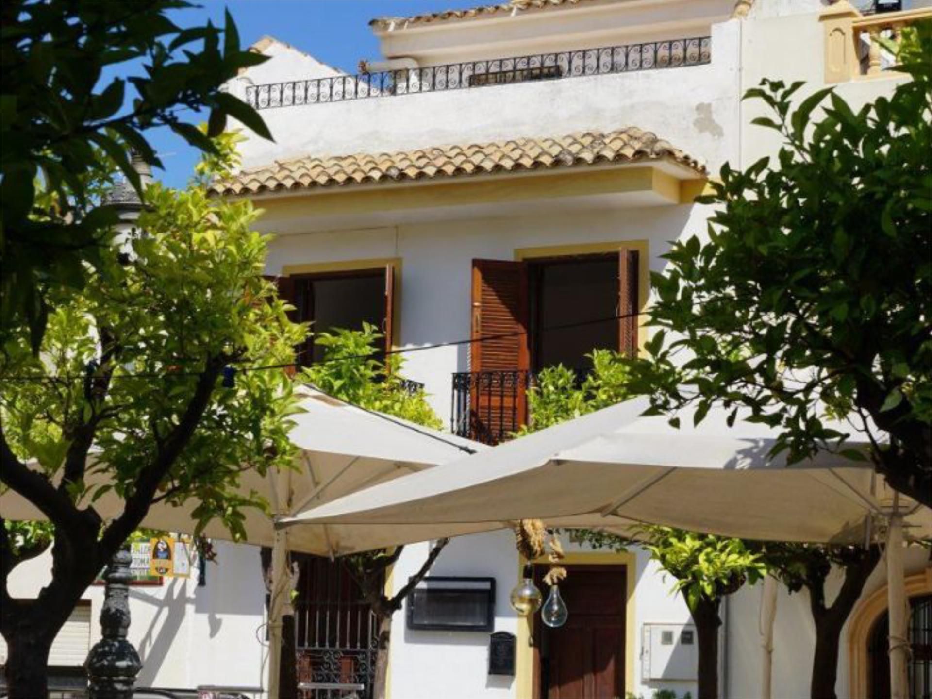 Vista exterior de Casa adosada en venta en Calpe / Calp con Aire acondicionado, Terraza y Balcón
